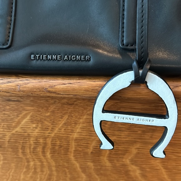 Etienne Aigner bag with handles, nice leather purse - Picture 3 of 8